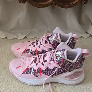 adidas Son Of CHI basketball Christmas-themed Pink and Red Basketball Shoes